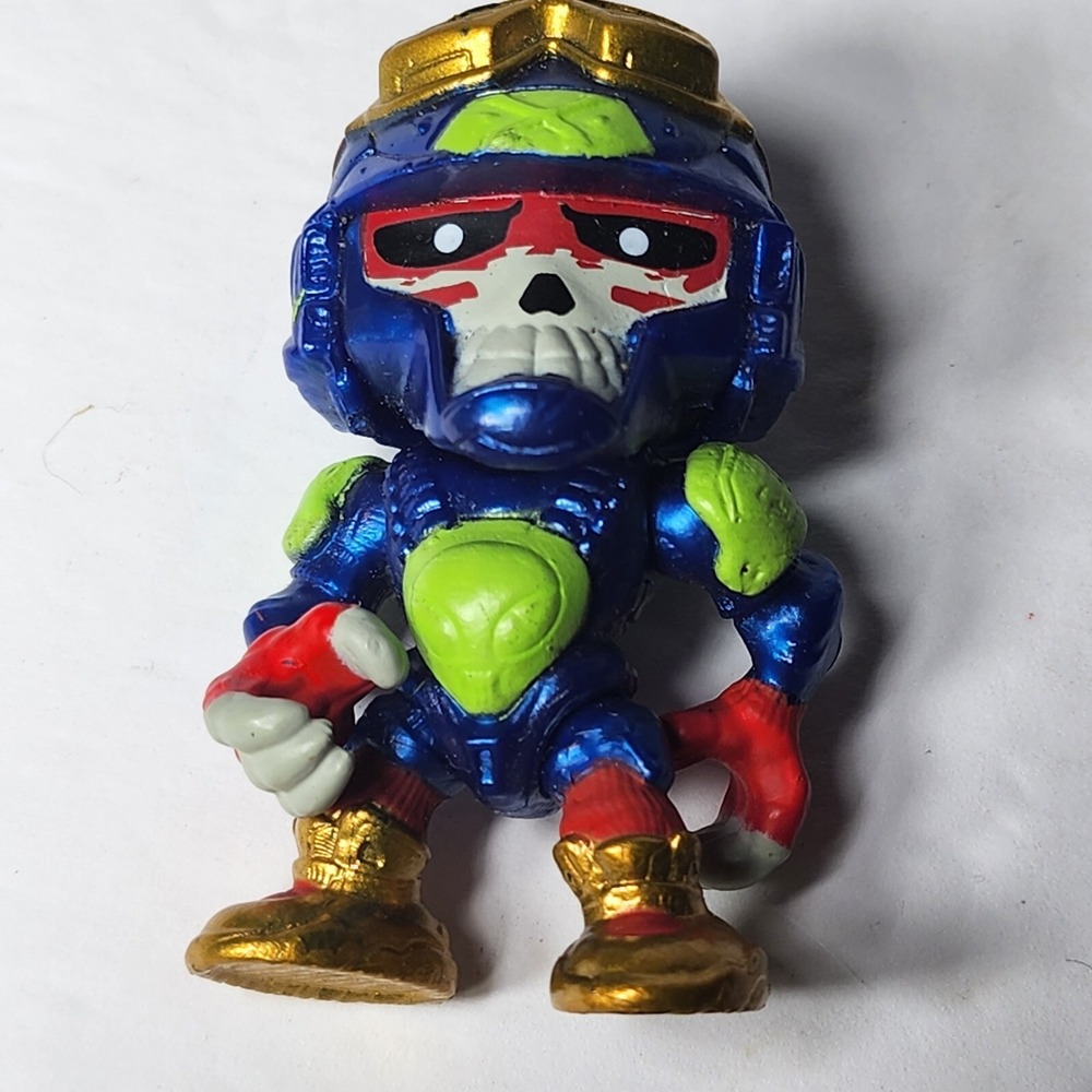 Treasure X Alien Galaxy Gravigill Deep Sea Rogues Blue Alien Moose Toys 2"